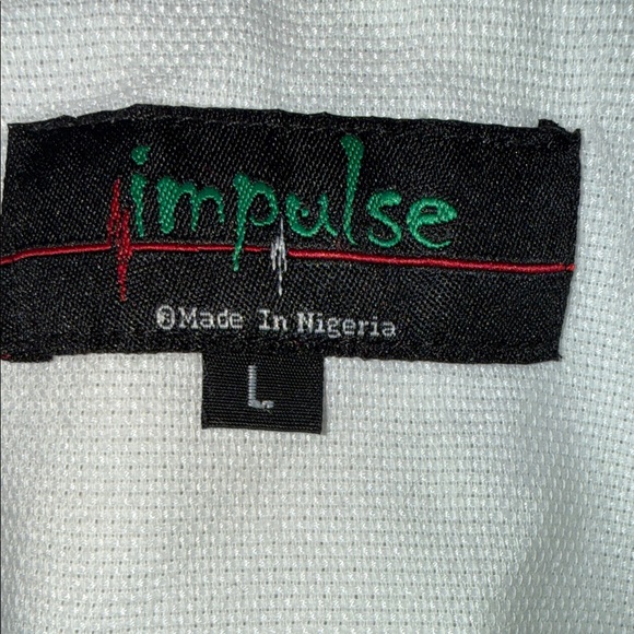 Rare Split-Design Tropical Button-Down - Picture 2 of 5